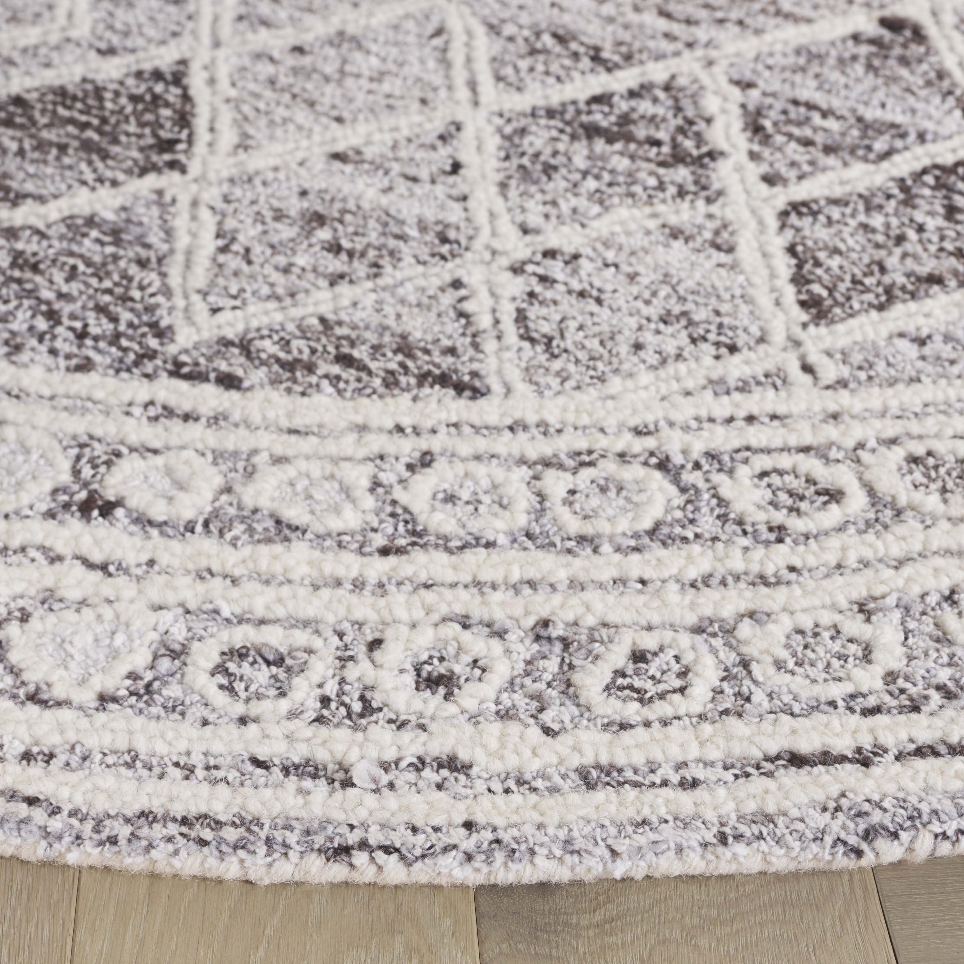 SAFAVIEH Abstract Malcolm Trellis Area Rug, Ivory/Gray, 6' x 6' Round