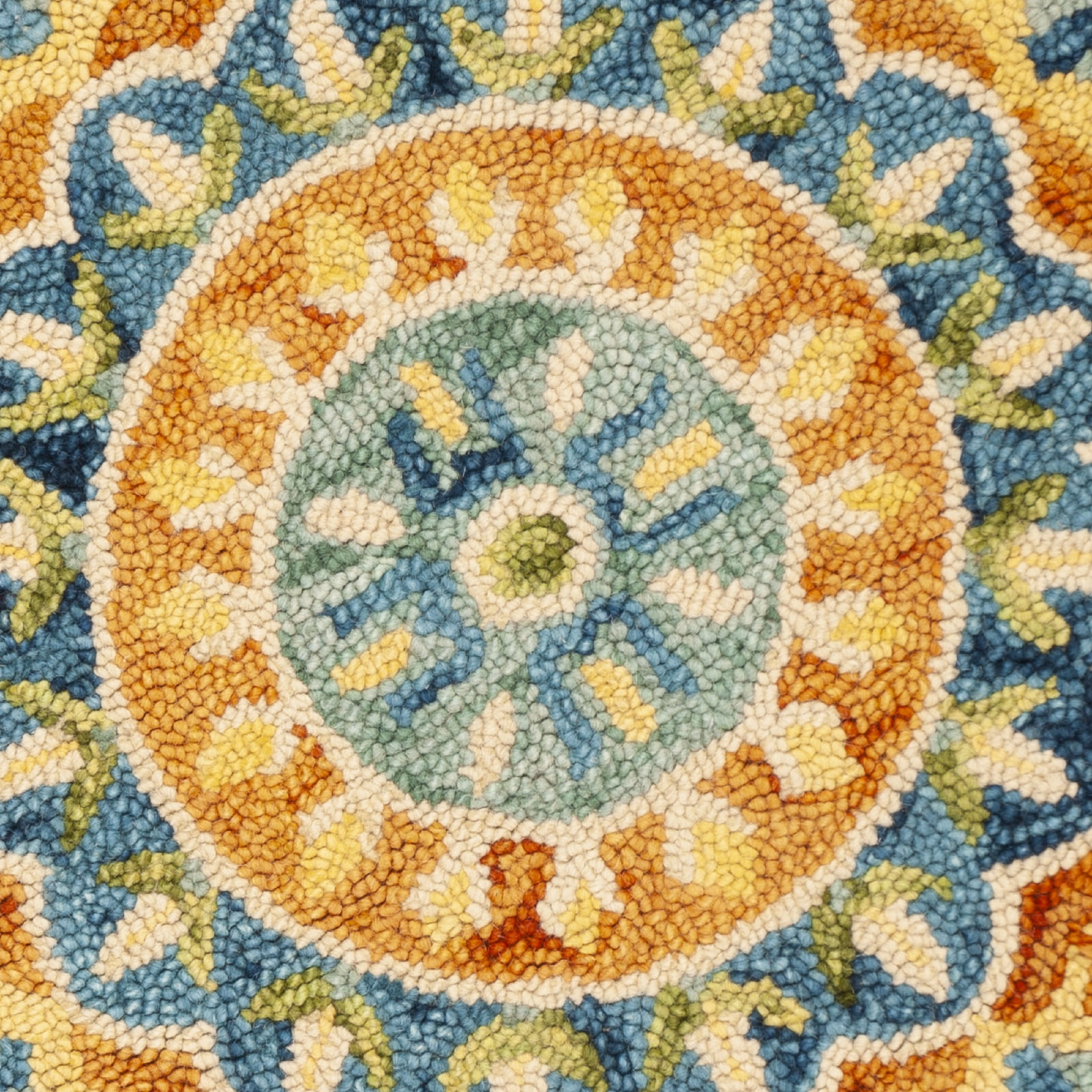 Safavieh NOV605P Novelty Rust / Ivory
