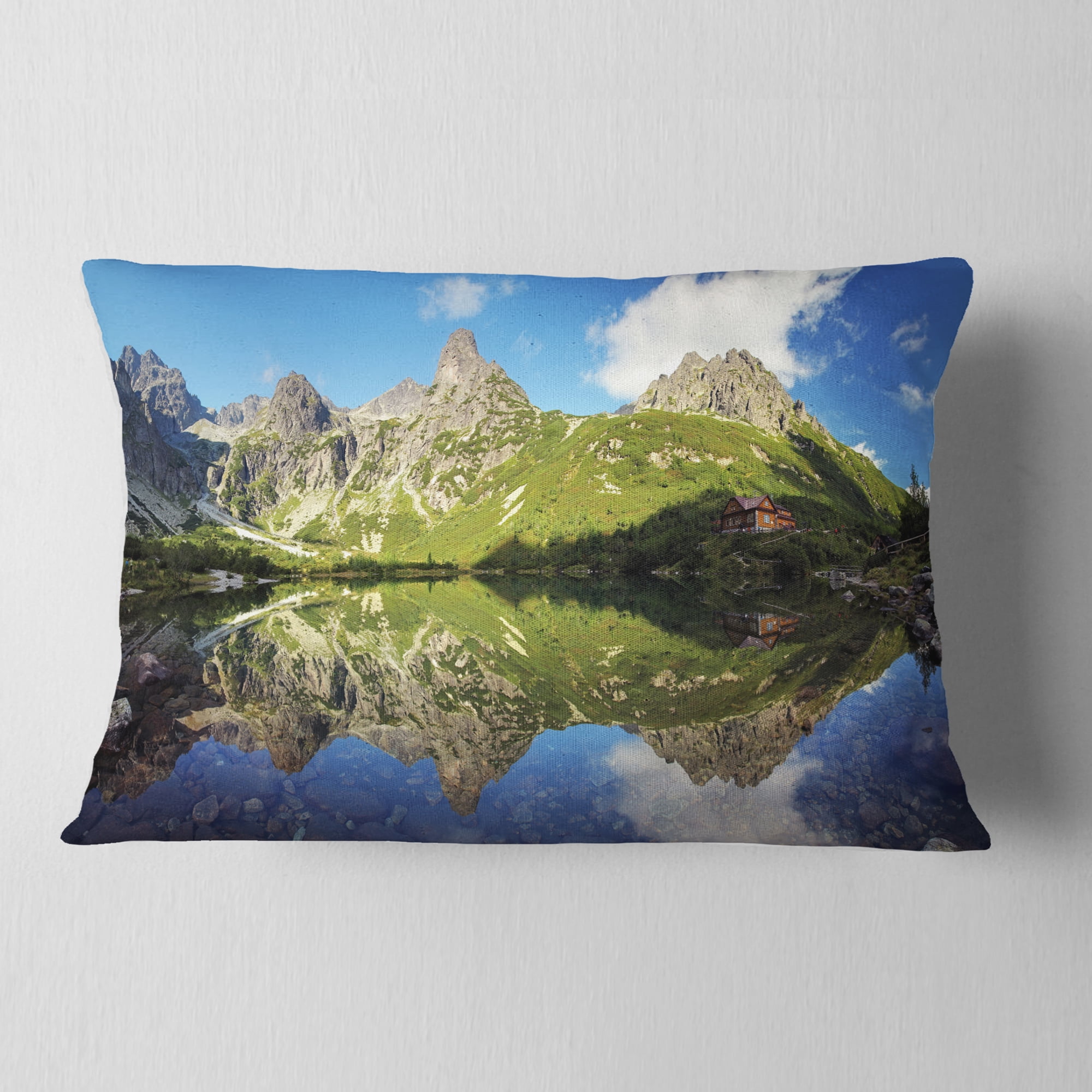 Designart Green Lake in Tatra Mountain - Landscape Photo Throw Pillow - 12x20