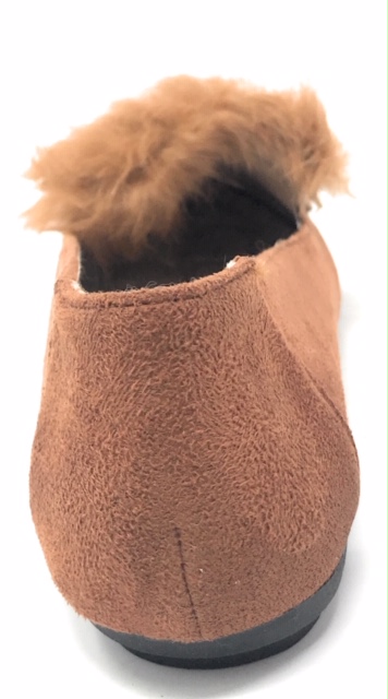 Women’s Loafer Flats with Faux Fur and Gold Chain Accent – Soft Suede-Like Slip-On Shoes – Comfortable Casual Dress Flats for Work, Office, Travel, or Everyday Wear
