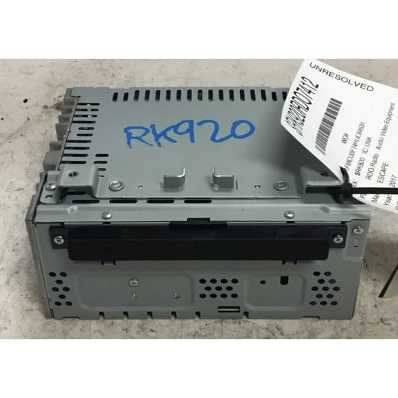 Pre-Owned 17 Ford Escape AM FM CD MP3 Player Radio Receiver OEM LKQ - Verify Specific Vehicle Fitment In Description - (Good)