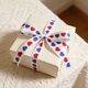 thumbnail image 4 of Cinta patriótica con estampado de estrellas y corazones | Cinta decorativa roja, blanca y azul para el Día de la Independencia, 4 of 6