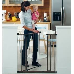Cardinal Gates Extra Tall Auto Close Pressure Baby Gate 29 5 32 5