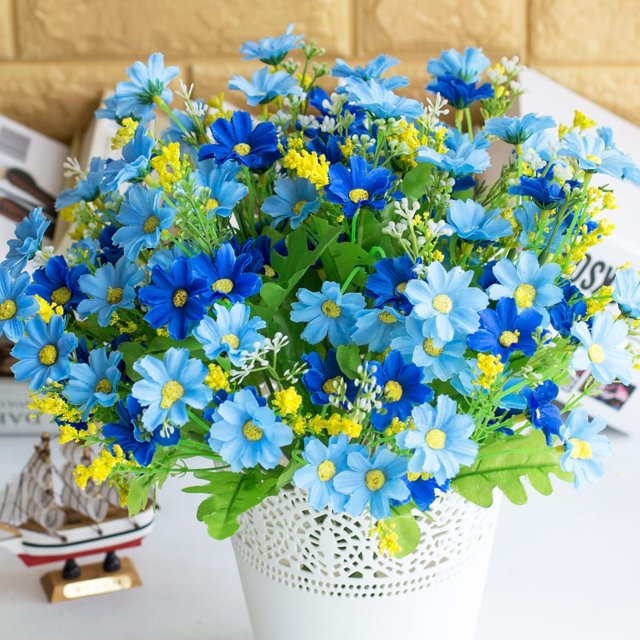 Flores artificiales Margarita de seda azul, 6 paquetes de flores artificiales colgantes para jardín, margaritas sintéticas en maceta de valla para decoración de bodas en el hogar, sin cesta oso de fresa Juguete