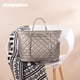 thumbnail image 3 of Bolsa Tote Montana West Acolchada para Mujer Cuero Vegano 2025, 3 of 6
