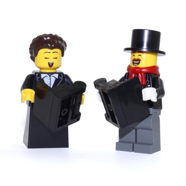 LEGO Holiday Minifigure - Carolers (Female and Male Combo)