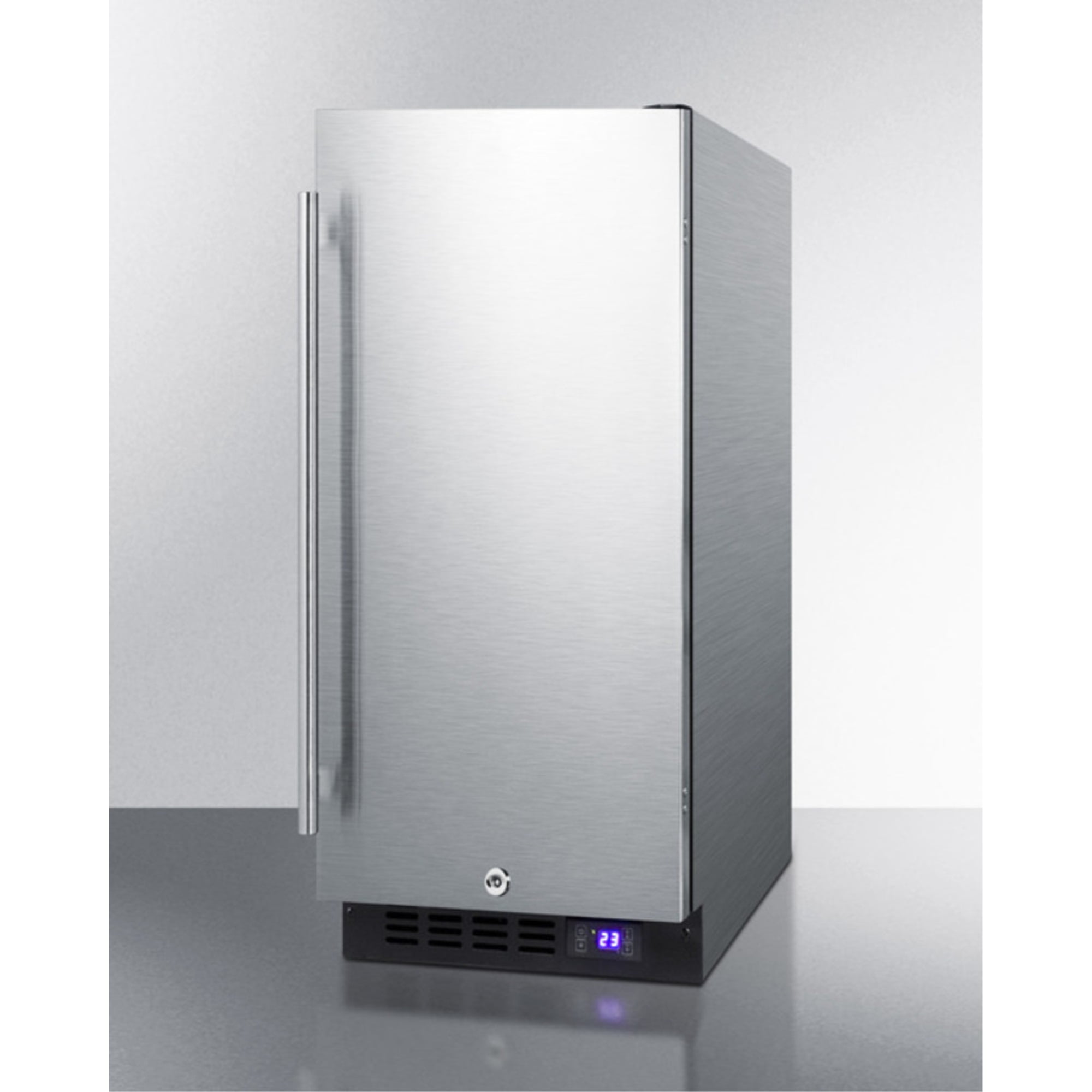 15" wide frost-free freezer for built-in or freestanding use, with stainless steel wrapped exterior, lock, and digital thermostat