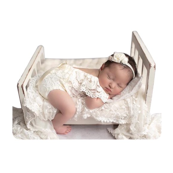 Vollmic Accesorios de fotografía para recién nacidos, mameluco de encaje para niña, trajes de accesorios para fotos de bebés recién nacidos (blanco roto)