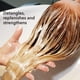 thumbnail image 3 of Acondicionador Macadamia Professional Weightless Repair 300 ml, 3 of 9