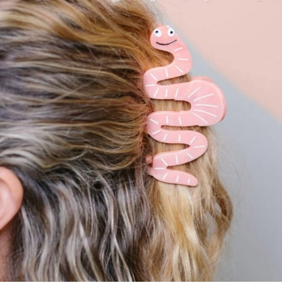 Smile Face Pink Worm Hair Claw Clip for Women and Girls High-End and Convenient Hairpin