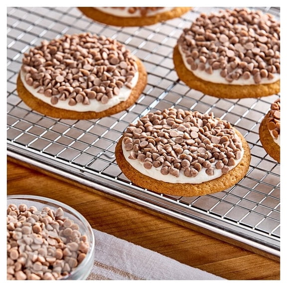 Clasen Quality Chocolate Cinnamon 5M Baking Chips 50 lb.