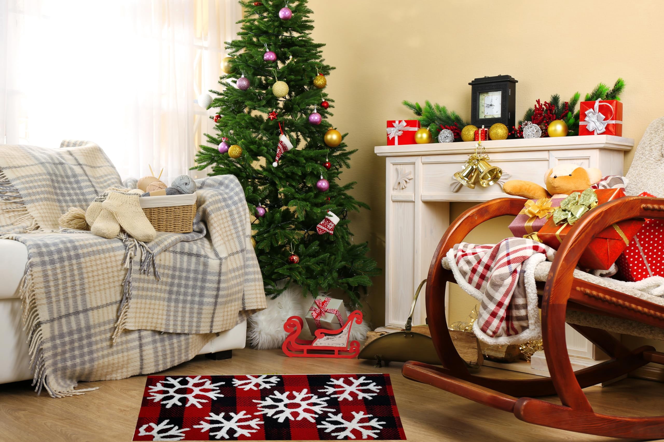 Gilbin Holiday Buffalo Plaid Snowflakes Red 100% Cotton Bath Rug, 20" x 30", Machine Washable