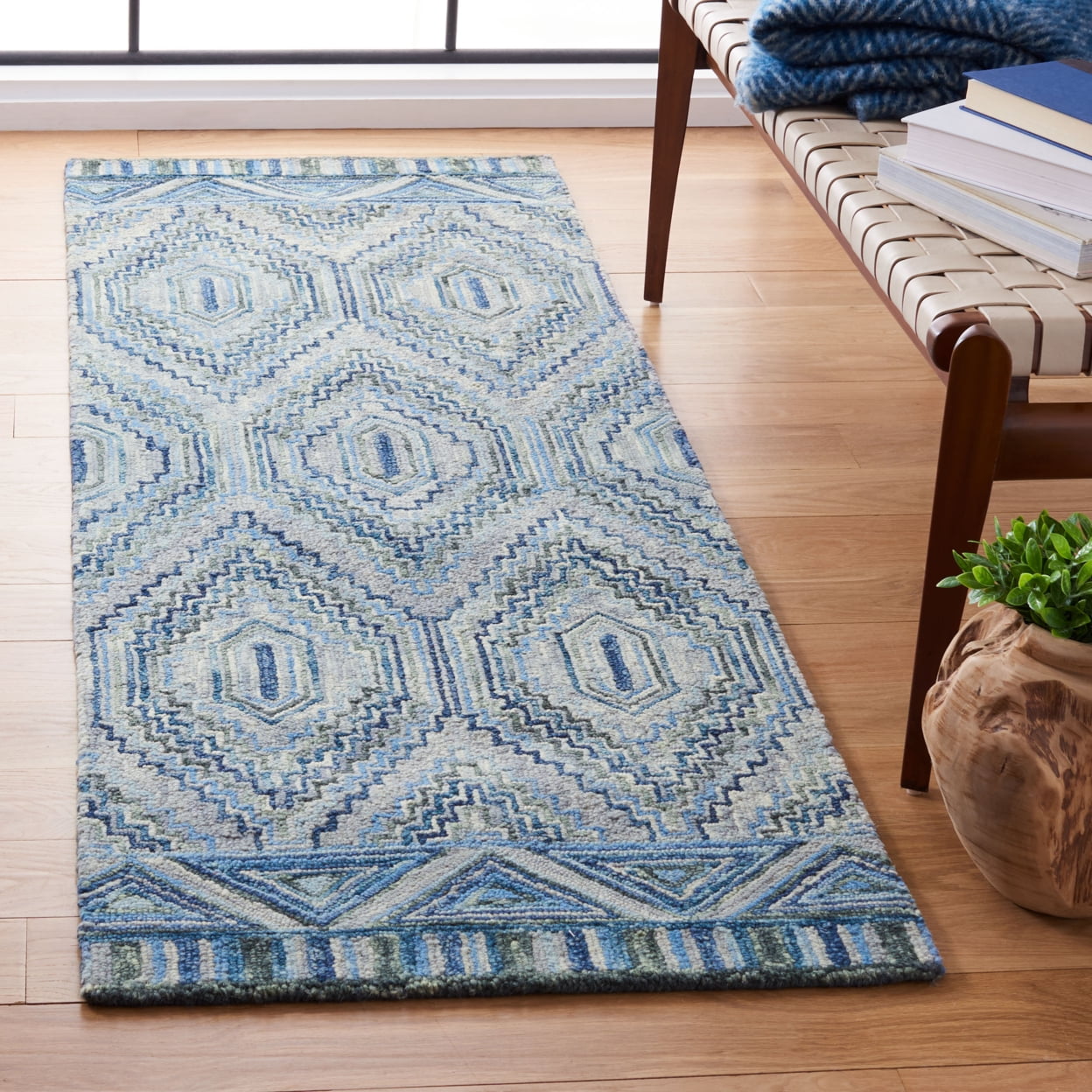 SAFAVIEH Aspen Eglantine Geometric Diamonds Wool Area Rug, Grey/Blue, 5' x 8'