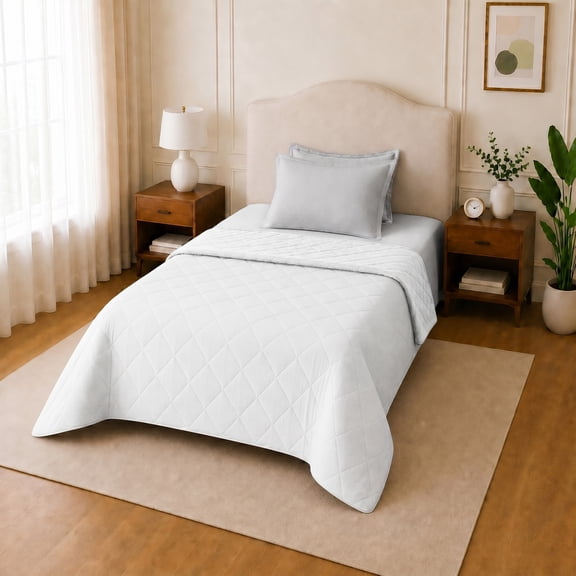 Loomsnest Diamond Quilted Twin Comforter, All Season, Soft, Lightweight, Reversible Down Alternative Duvet Insert (White)