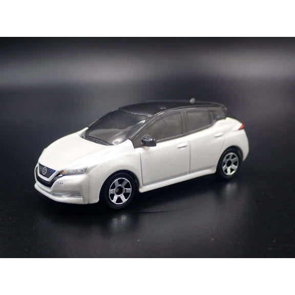 Open Box 2018-2025 NISSAN LEAF 4 FOUR DOOR WHITE 1:64 SCALE COLLECTIBLE DIECAST MODEL CAR