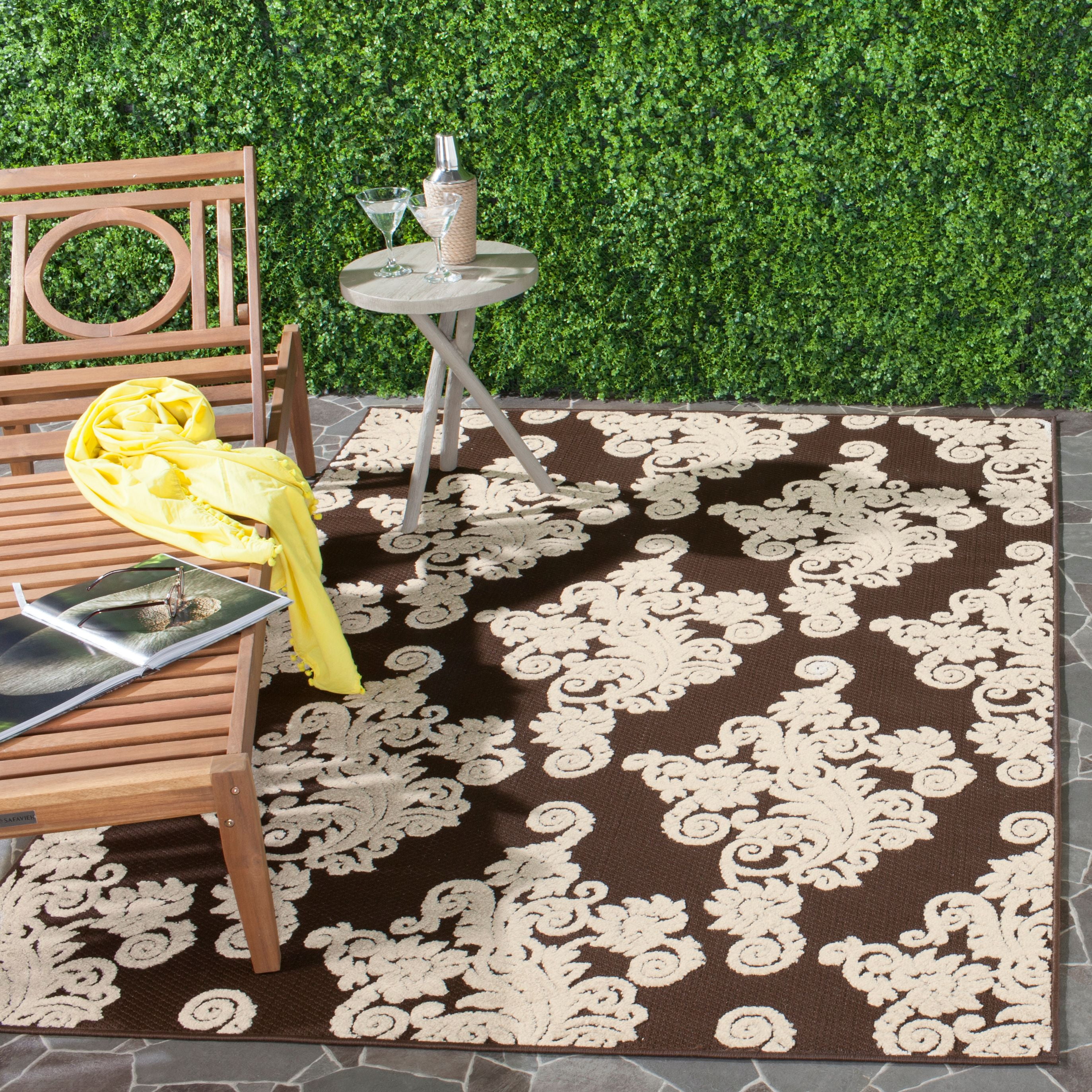 Cottage Jaydon Geometric Indoor/Outdoor Area Rug