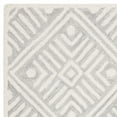 thumbnail image 2 of SAFAVIEH Micro-Loop Tris Geometric Boxes Wool Area Rug, Grey/Ivory, 5' x 8', 2 of 4