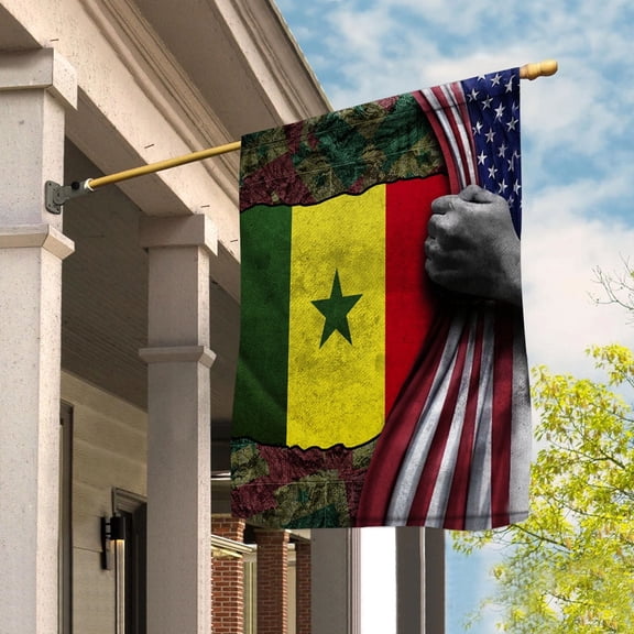 Hand Pulling American Flag Senegal Senegalese Root Patriot House Flag, Double-Sided Decorative Outdoor Flag, Patriotic Polyester Yard Flag 29.5 x 39.5 in