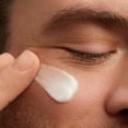 thumbnail image 3 of Crema hidratante ClarinsMen, suavizante y reafirmante de arrugas, 50 ml, 3 of 9