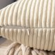 thumbnail image 4 of Funda de almohada Laklulu 2 piezas, color blanco, 55 x 55 cm, 4 of 5