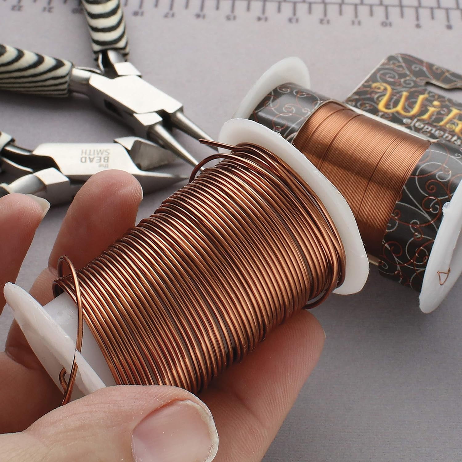 The Beadsmith Wire Elements Antique Copper Color Lacquered Tarnish-Resistant Copper Wire for Jewelry Making, 20 Yards, 18.29 Meters Each Spool (18, 20, 22, 24, 26, & 28 Gauges)