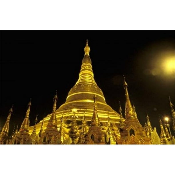 Shwedagon Pagode la Nuit Yangon Myanmar Affiche Imprimée par Inger Hogstrom&44; 18 x 12