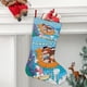 thumbnail image 2 of ¡Corre, Charlie Brown! Tema: Calcetines de Navidad, fino lino blanco para colgar en escaleras y chimenea, decoración navideña para el hogar, regalo de Navidad. 54cm × 38cm, 2 of 5