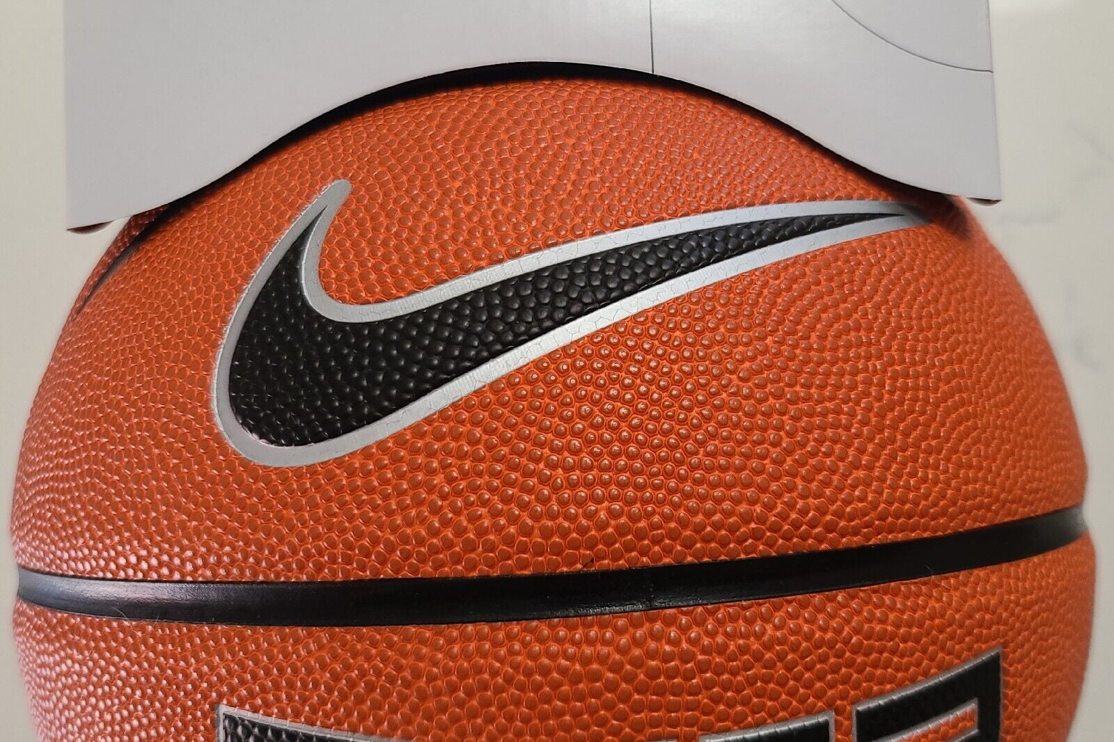 nike elite all court basketball 28.5