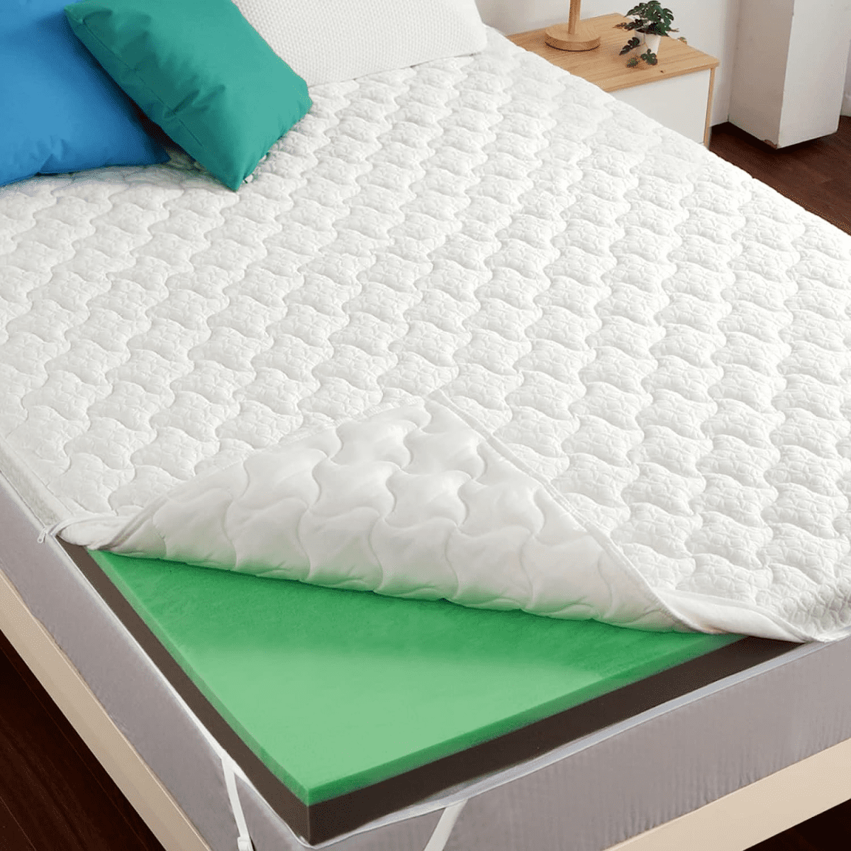 Full Mattress Topper 4 Inch Triple Layer Bed Topper, Medium Firm Memory Foam with Soft Pillow