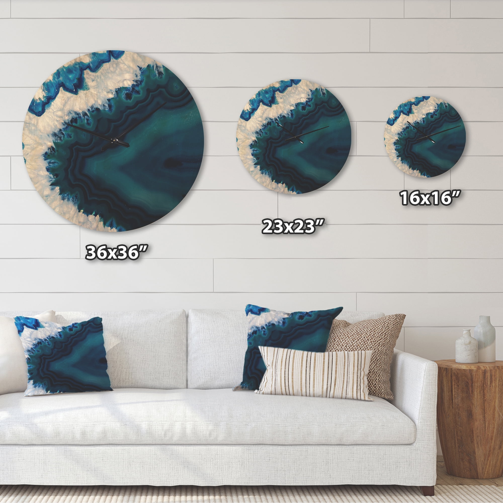 Designart 'Abstract Blue Brazilian Geode ' Modern Wood Wall Clock