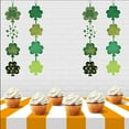 thumbnail image 4 of Toystoory Pegatinas del Día de San Patricio Formas de trébol de moda verde Fresco colgante decorativo Brillo Apariencia Trébol de hojas Kits de decoración para fiestas, 4 of 6