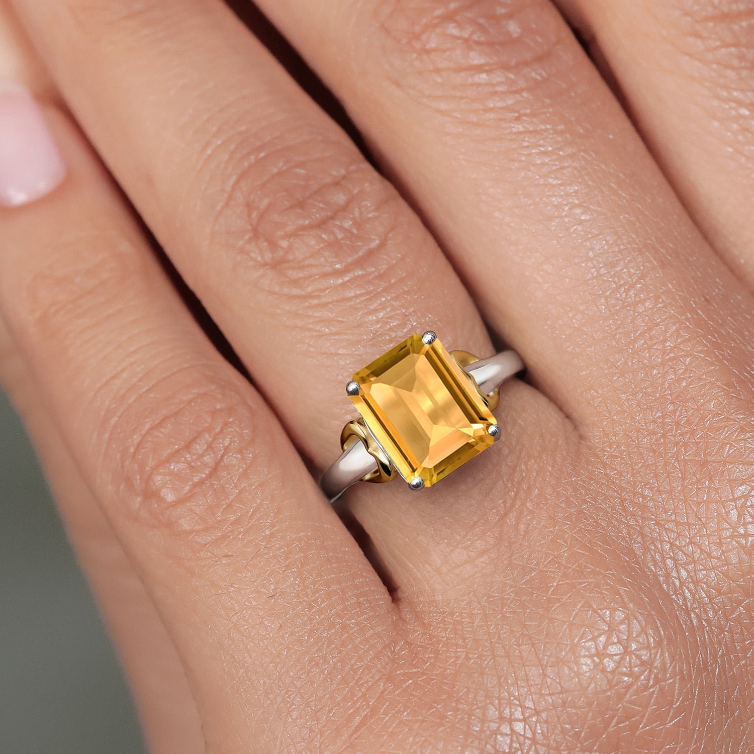 Gem Stone King 925 Silver and 10K Yellow Gold Yellow Citrine Solitaire Engagement Ring for Women | 2.90 Cttw | Emerald Cut 10X8MM | Gemstone November Birthstone | Size 7