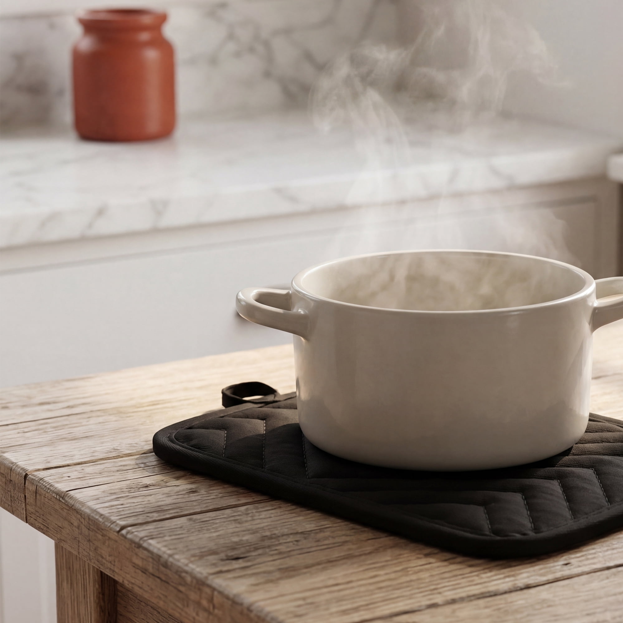 Unique Bargains 2 Pcs Pot Holders Heat Resistant Non Slip Hot Pads for Kitchen Black 9.1"x7.1"