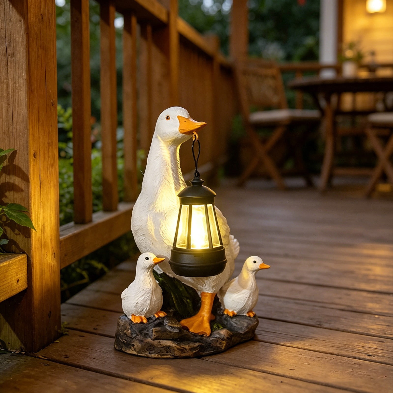onlyliua Solar White Duck Garden Statue With LED Light Outdoor Courtyard Villa Decorative Sculpture Lawn Water Feature Accent Solar Powered Garden Ornament