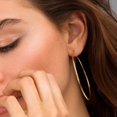 thumbnail image 2 of Pendientes de aro de oro para mujer, pendientes de aro de plata de ley 925 chapados en oro de 14 quilates, ligeros, pequeños y lindos, pendientes de aro de oro para mujer de 35 mm oso de fresa Juguete, 2 of 6