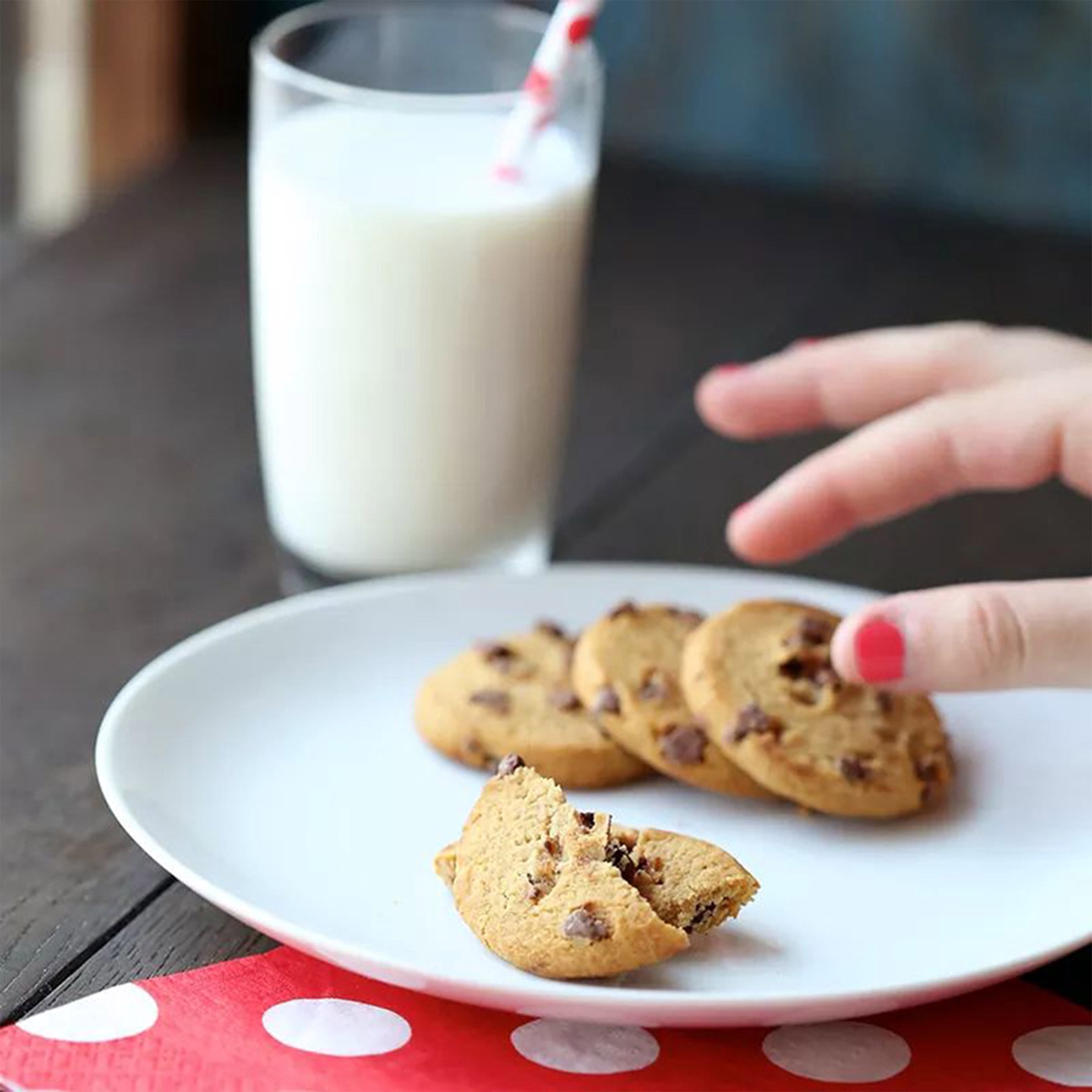 CHIPS AHOY! Original Chocolate Chip Cookies, 6 oz