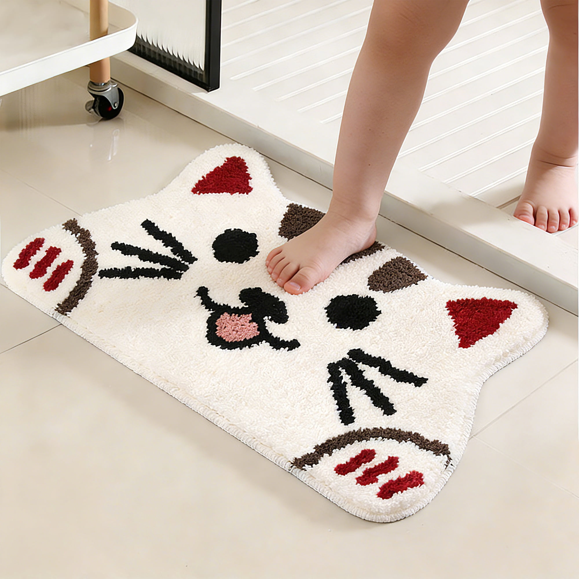 Kaisaatti Super Soft Absorbent Bath Mat-Cute Animal Pattern, Non-Slip TPE Backing, Machine Washable Quick Dry Bathroom Rug,15.7x27.6"(white cat,2pack)