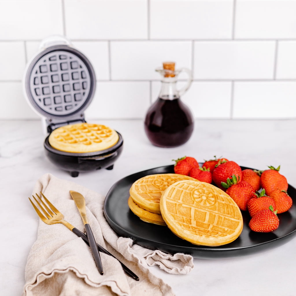 Uncanny Brands, Star Wars Mini Death Star Waffle Maker, UL Listed