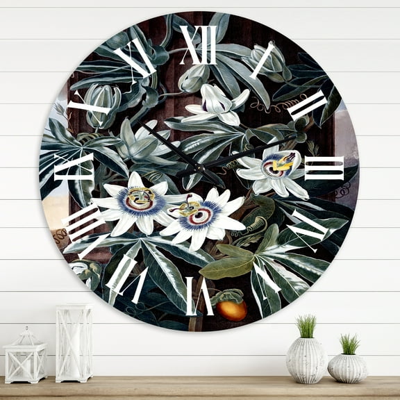 Designart 1 in Traditional Wall Clock