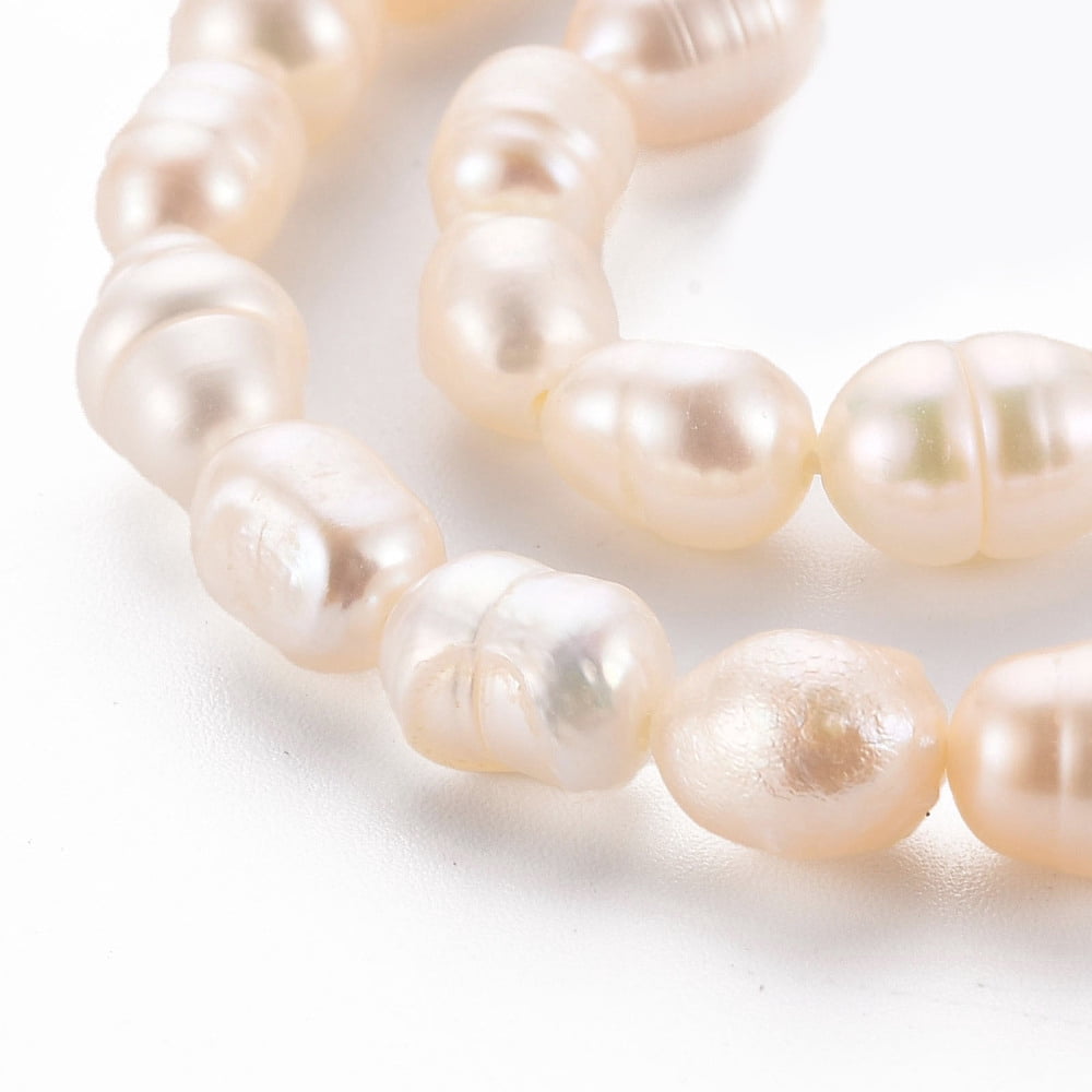 10Strand Natural Cultured Freshwater Pearl Beads Strands Rice Seashell Color 7~9x6~7mm Hole: 0.5mm about 22~23pcs/strand 7.09''(18cm)