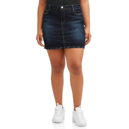 Almost Famous Juniors' Plus Size Raw Hem Denim Skirt