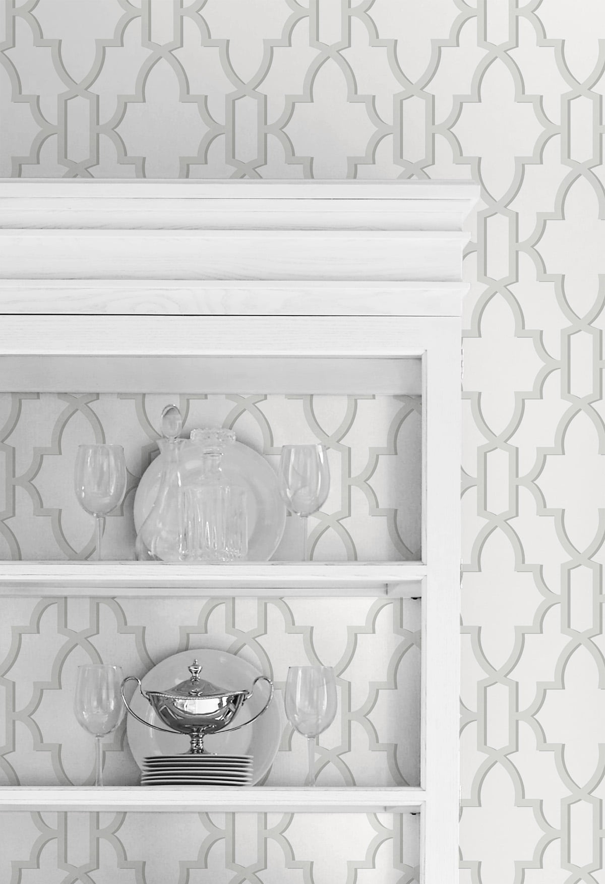 Wallquest, Inc. Luxe Haven Coastal Lattice Peel and Stick Wallpaper Harbor Mist