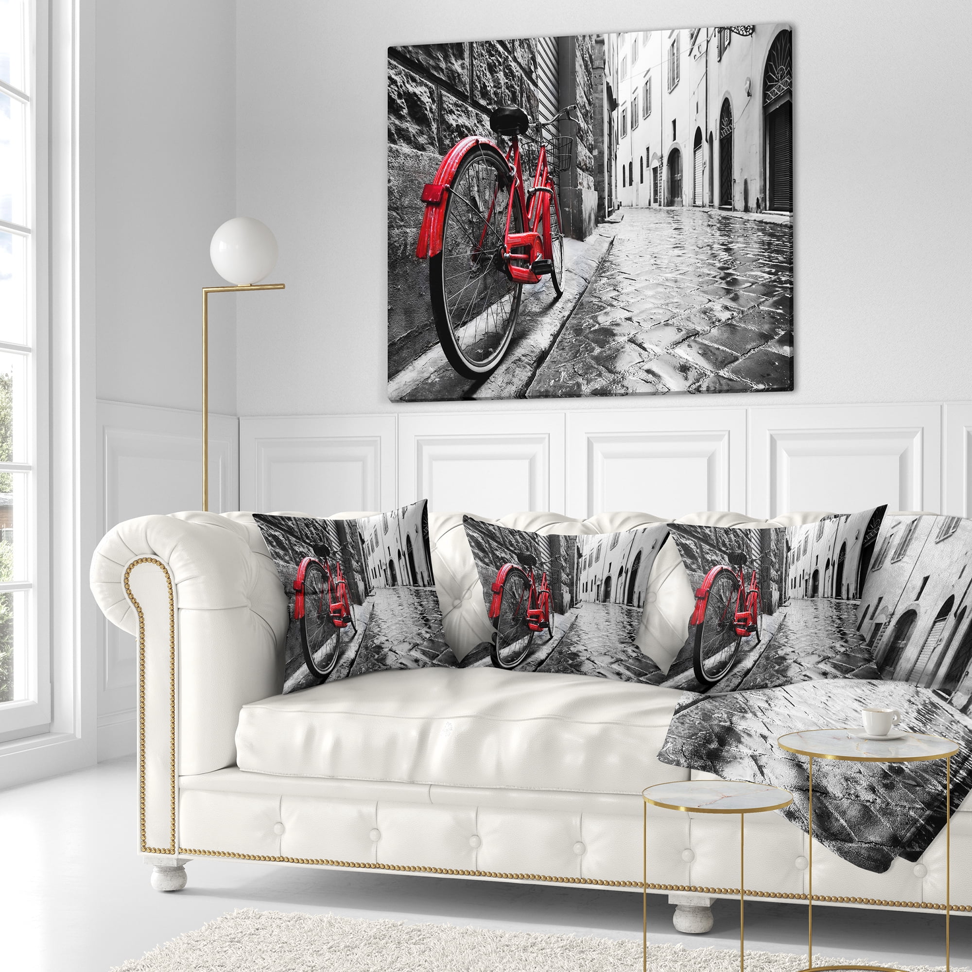 Designart Retro Vintage Red Bike - Cityscape Photo Throw Pillow - 16x16