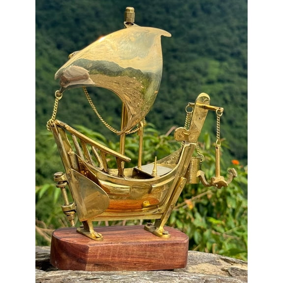 NamasteHimalayas Handcrafted Brass Vintage Ship – Nautical Decor & Collectible Gift | Perfect for Collectors and Enthusiasts
