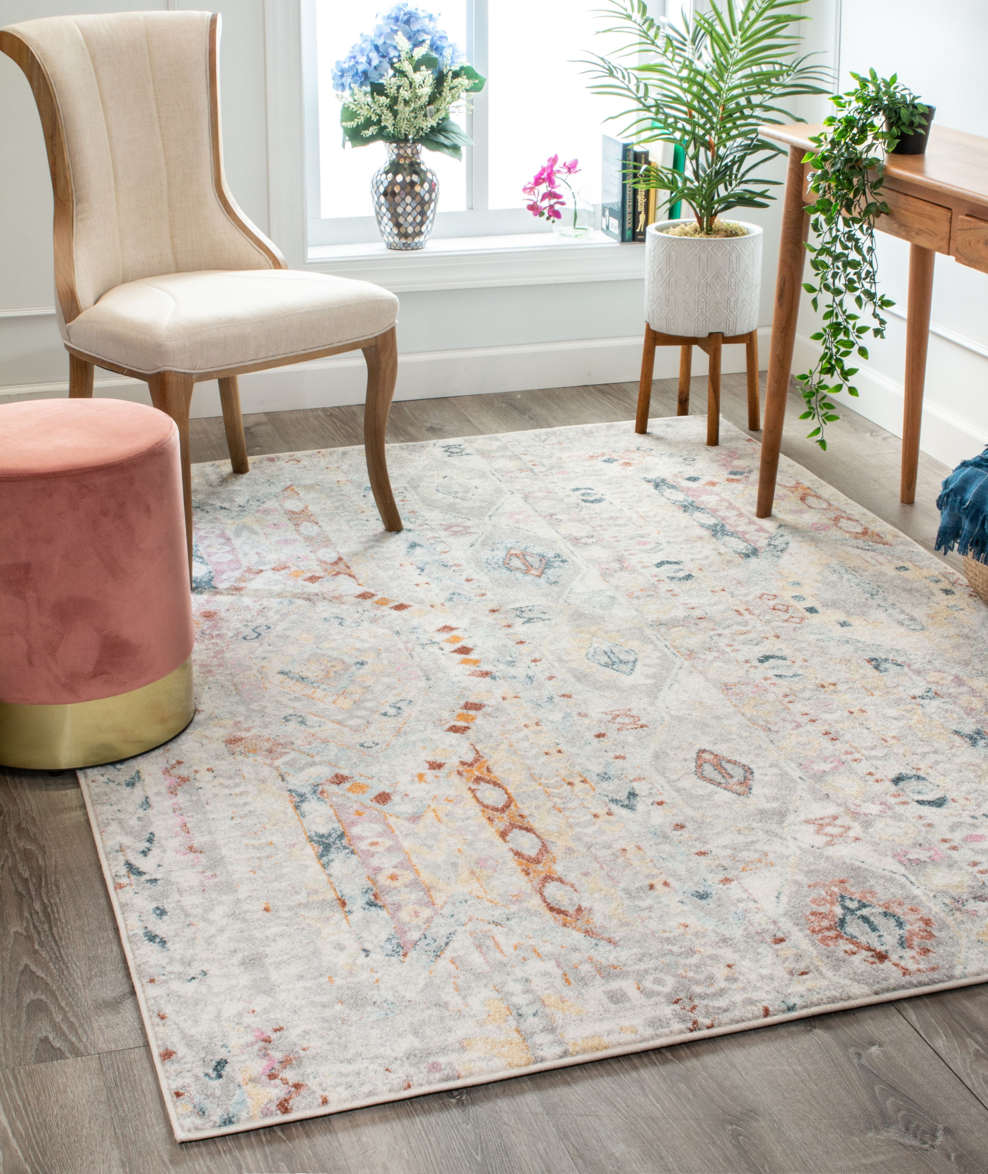  Diamond Pattern Rug for Large Space