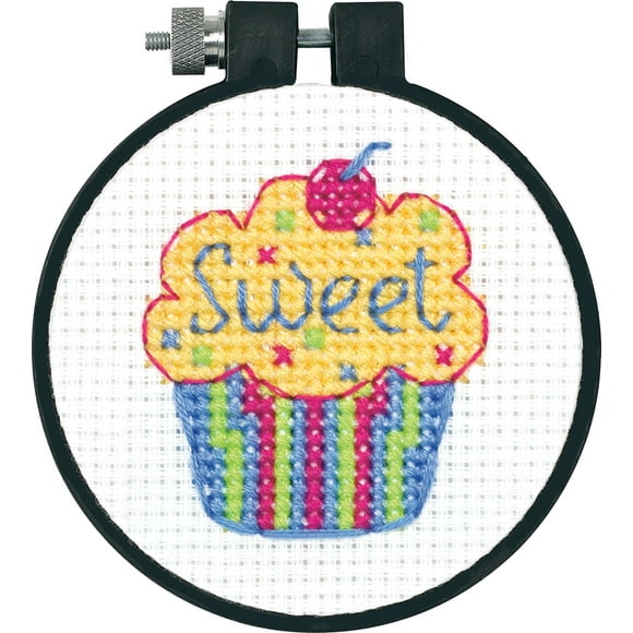 Learn-A-Craft Cupcake Counted Cross Stitch Kit-3" Round 11 Count