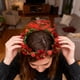 thumbnail image 5 of Corona de flores de Pascua | Accesorio para el cabello con rosas artificiales y hojas verdes | Cinta ajustable | Ideal para fiestas, bodas, festividades, fotografía y uso diario | Rosa vibrante,, 5 of 6