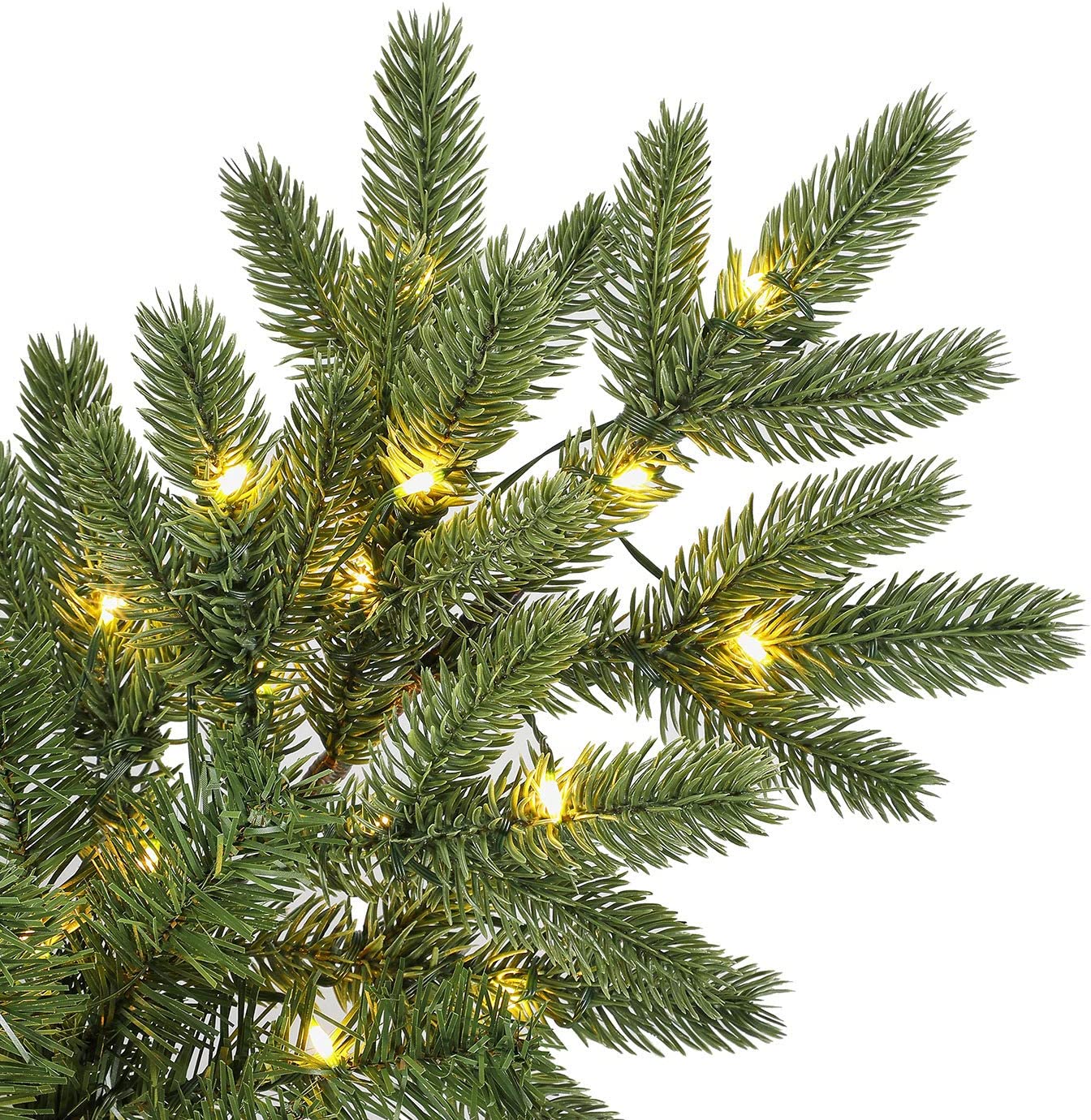 Home Heritage Virginia Fir 7.5 Ft Artificial Christmas Tree with 700 LEDs 