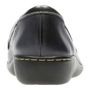 Clarks Ashland Bubble Leather - Womens Slip-On Loafers