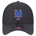 thumbnail image 2 of Men's New Era  Black New York Mets Night 39THIRTY Flex Hat, 2 of 5